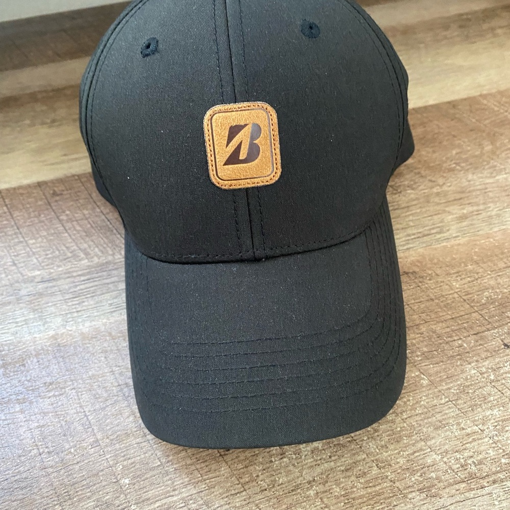 Bridgestone golf hat black NWT